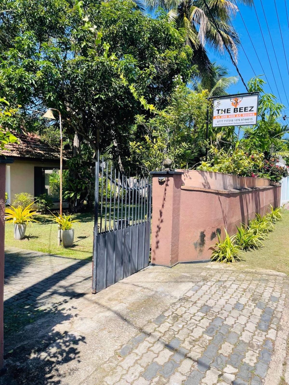 The Beez Hotel Negombo Luaran gambar